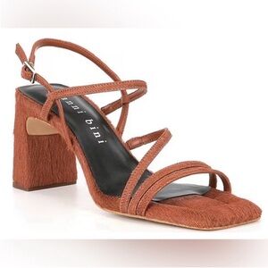 Gianni Bini Calf Hair Block Heel Sandals in Brown Butterscotch ~ Size 8.5 M NWT